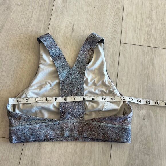 Lululemon Fast & Free Bra Sz 6 - Picture 2 of 8